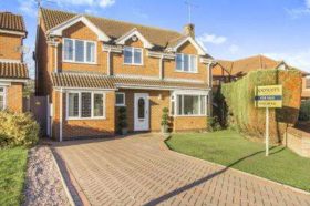 4 bedroom Detached f...